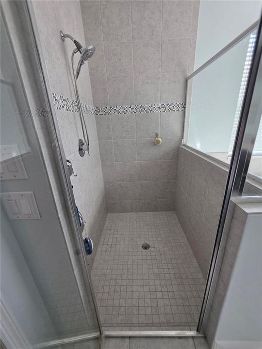 En Renta: $2,350 (3 camas, 2 baños, 2072 Pies cuadrados)