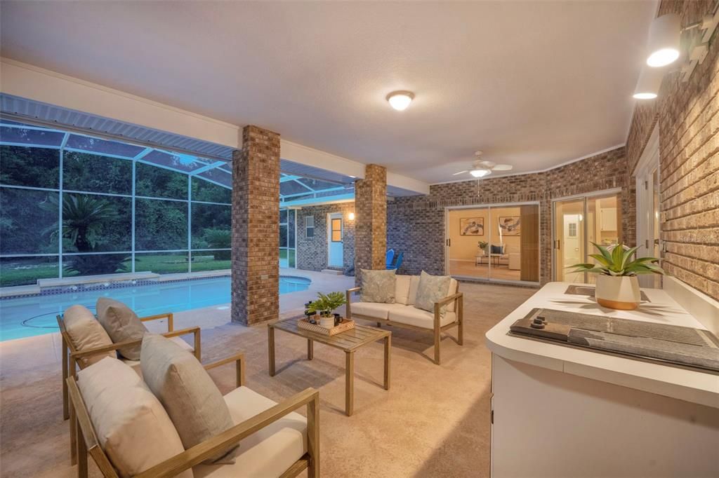 For Sale: $695,000 (4 beds, 3 baths, 3058 Square Feet)
