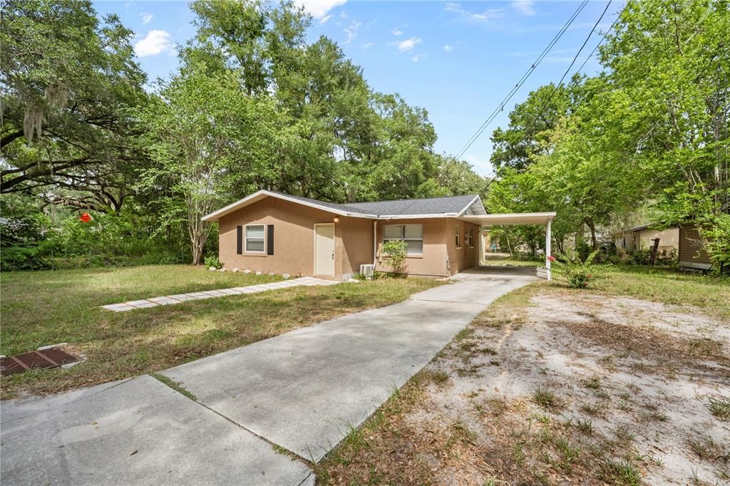 For Sale: $189,990 (3 beds, 1 baths, 1152 Square Feet)