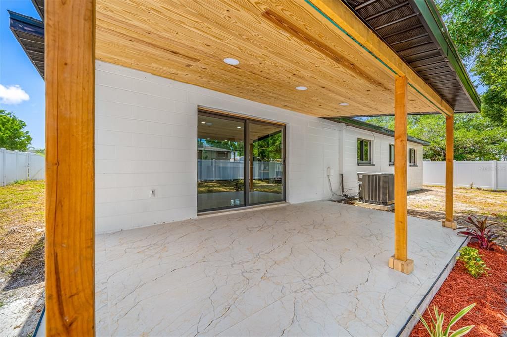 For Sale: $539,000 (3 beds, 2 baths, 1716 Square Feet)