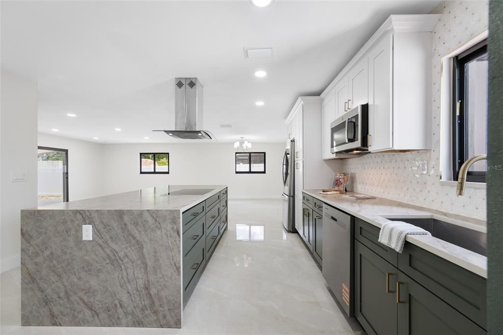 For Sale: $539,000 (3 beds, 2 baths, 1716 Square Feet)