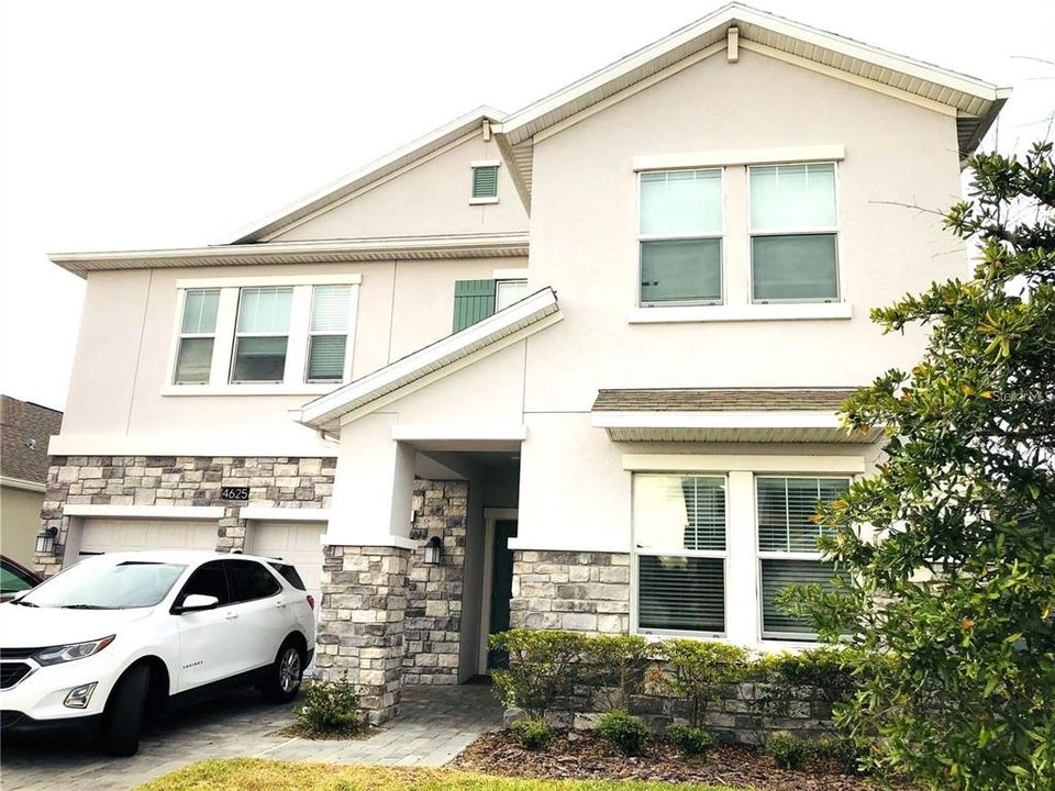For Rent: $3,750 (5 beds, 3 baths, 3863 Square Feet)