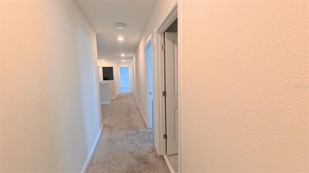 В аренду: $3,600 (5 спален, 3 ванн, 3863 Квадратных фут)