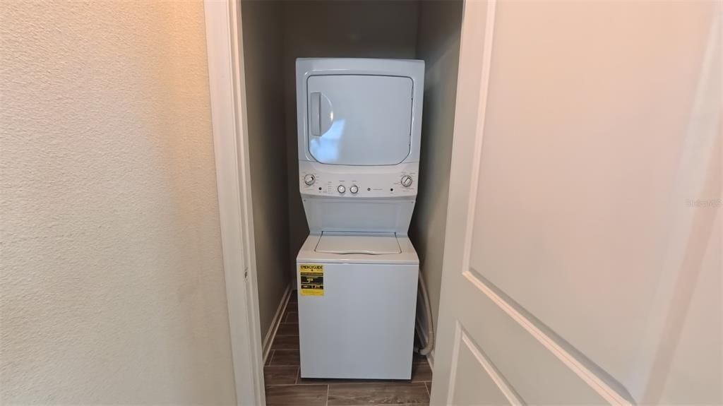 В аренду: $3,600 (5 спален, 3 ванн, 3863 Квадратных фут)
