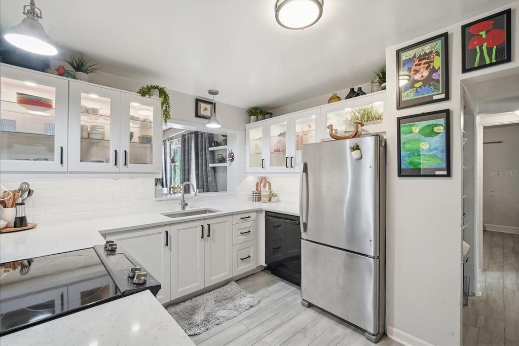 For Sale: $430,000 (3 beds, 1 baths, 1622 Square Feet)