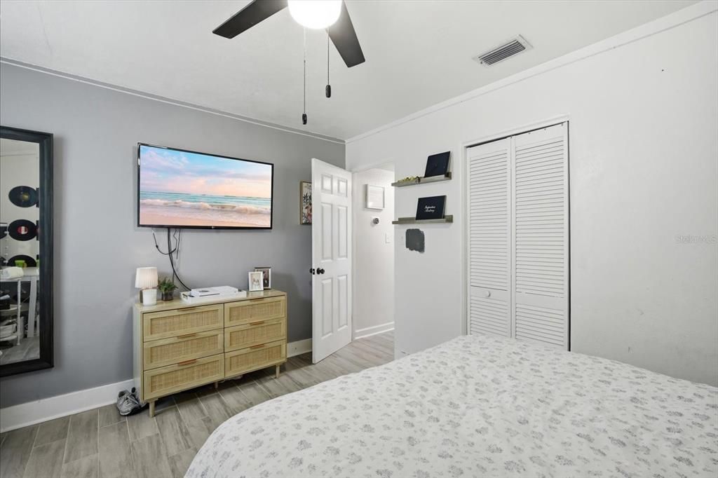 For Sale: $430,000 (3 beds, 1 baths, 1622 Square Feet)