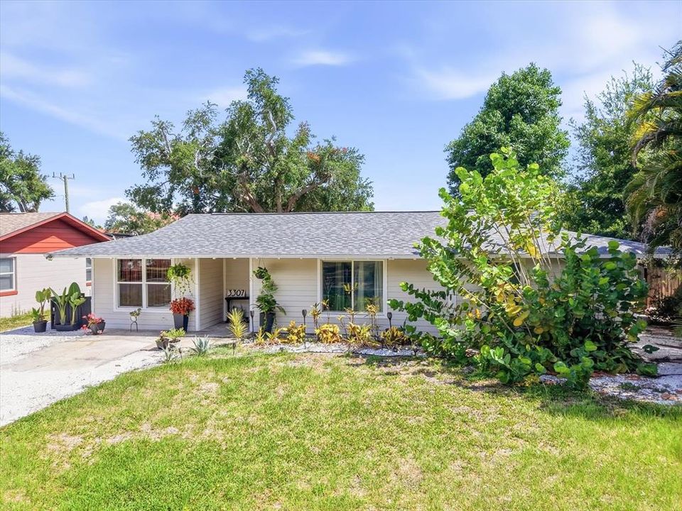 For Sale: $430,000 (3 beds, 1 baths, 1622 Square Feet)