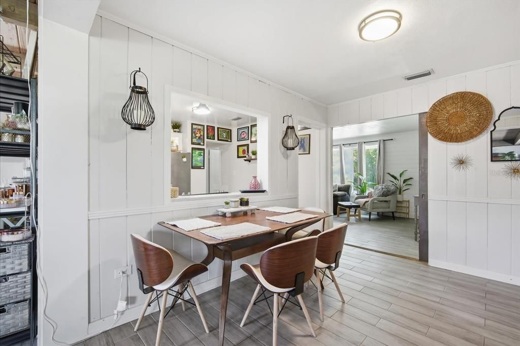 For Sale: $430,000 (3 beds, 1 baths, 1622 Square Feet)