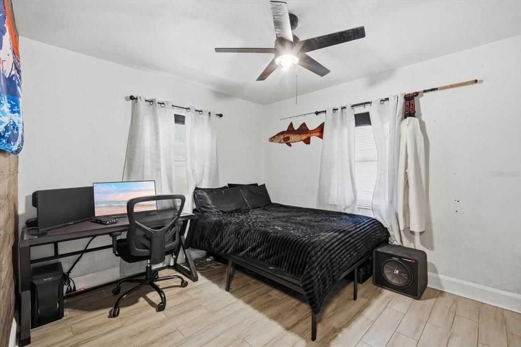 For Sale: $430,000 (3 beds, 1 baths, 1622 Square Feet)