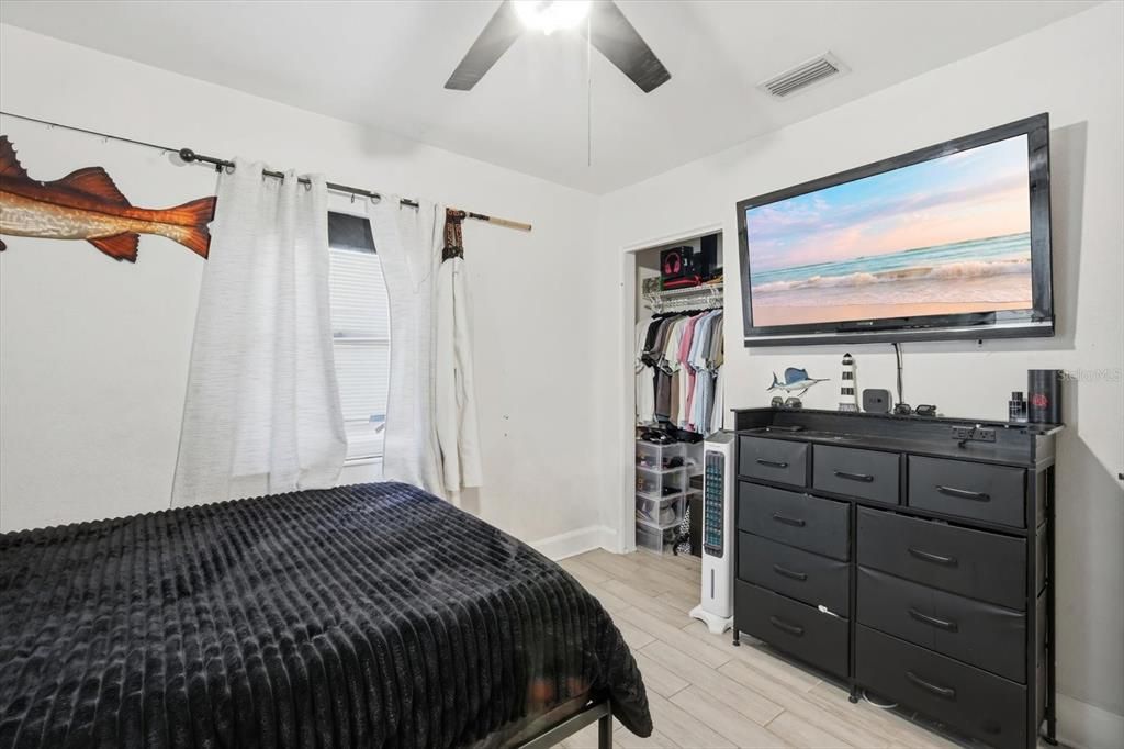 For Sale: $430,000 (3 beds, 1 baths, 1622 Square Feet)