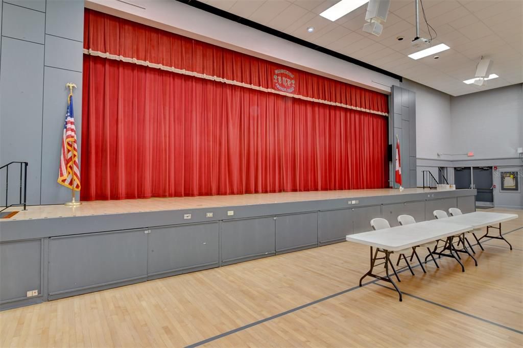 For Sale: $100,000 (1 beds, 1 baths, 400 Square Feet)
