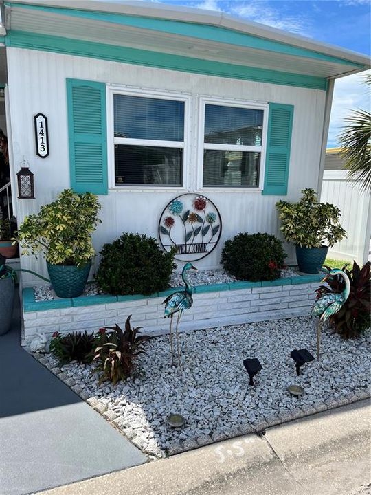 For Sale: $100,000 (1 beds, 1 baths, 400 Square Feet)