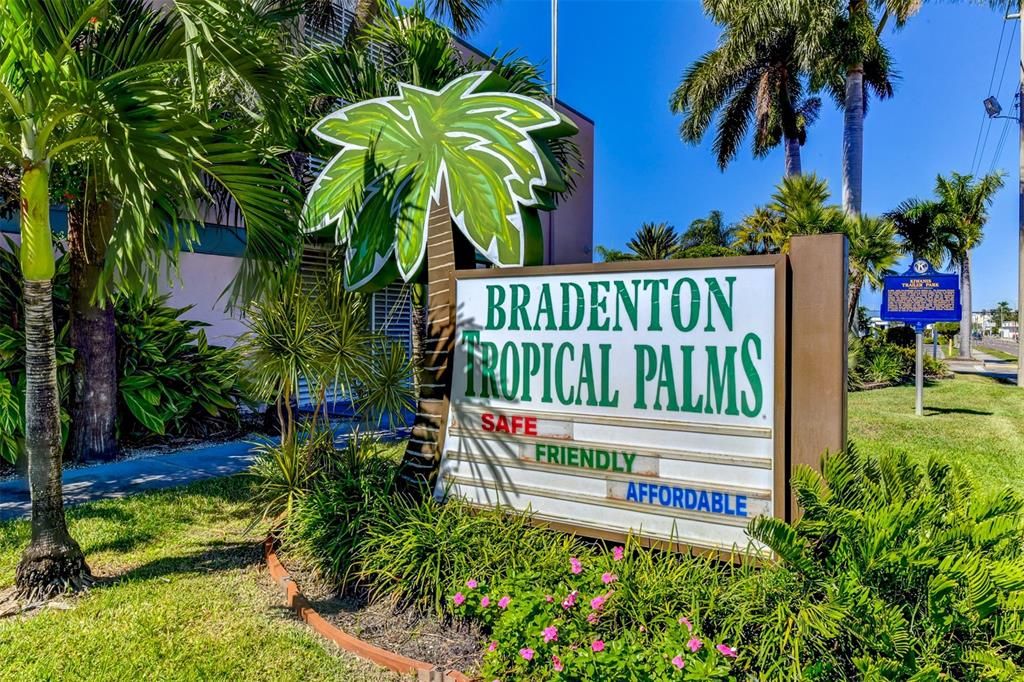 For Sale: $100,000 (1 beds, 1 baths, 400 Square Feet)