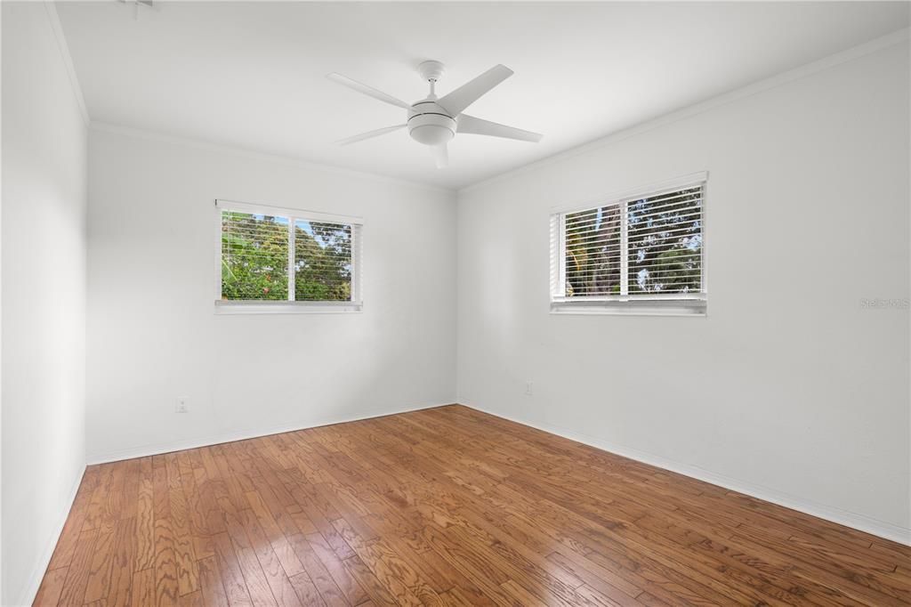For Sale: $575,000 (2 beds, 2 baths, 1472 Square Feet)