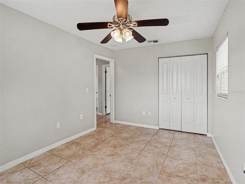 For Sale: $299,900 (3 beds, 2 baths, 1040 Square Feet)