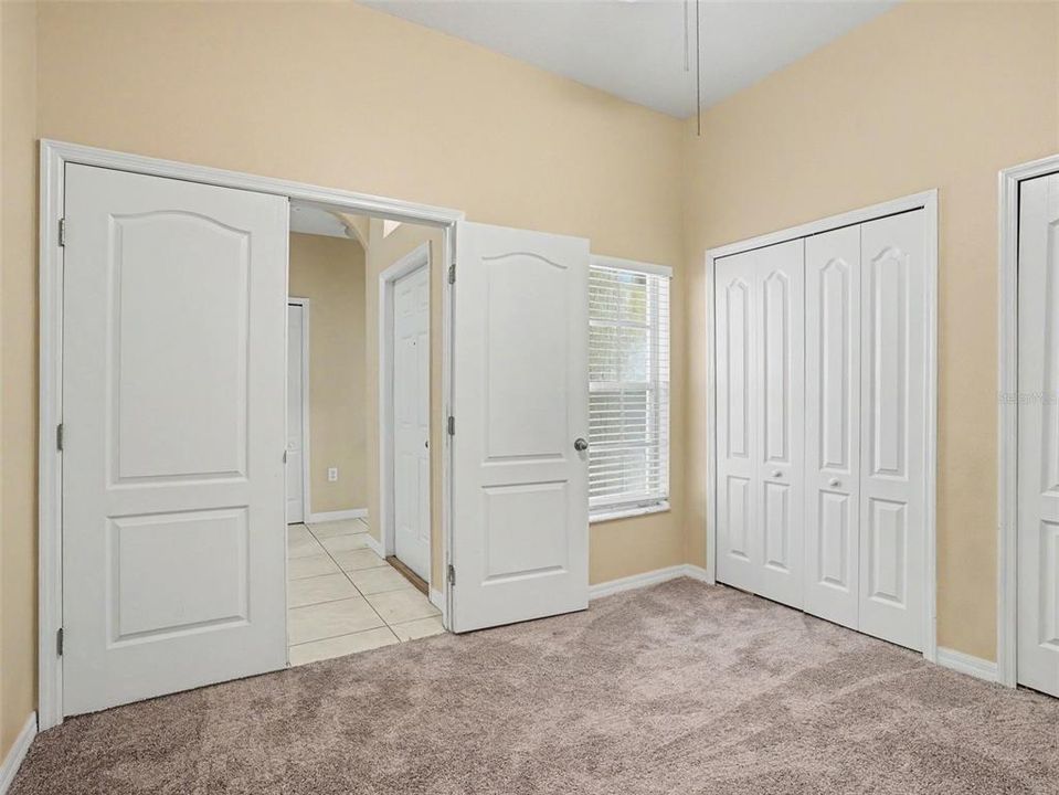 For Sale: $289,900 (4 beds, 2 baths, 1819 Square Feet)