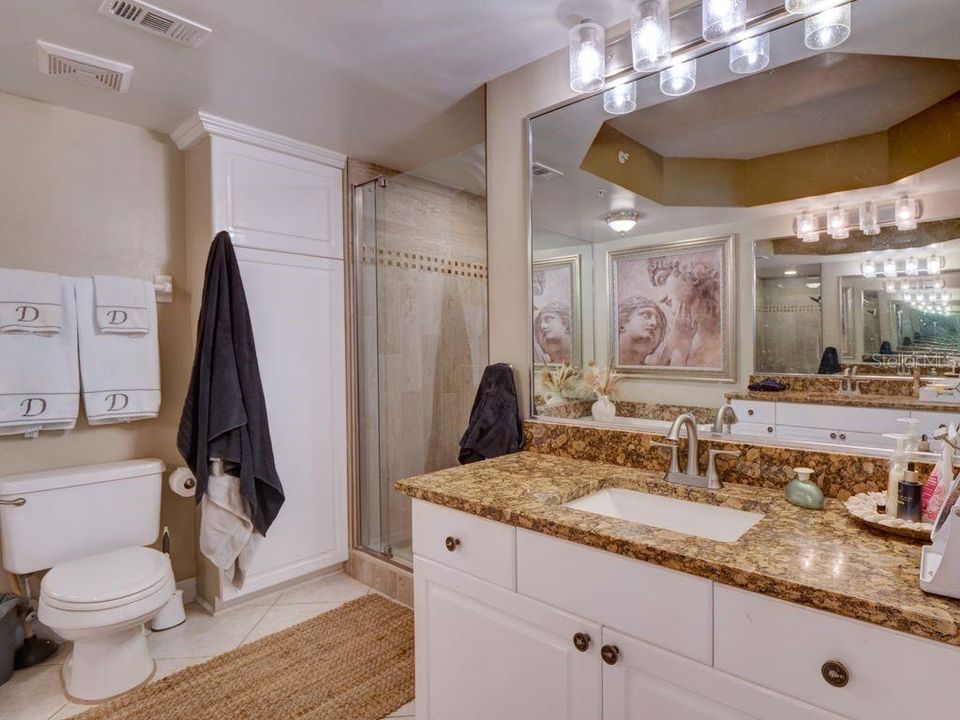 For Sale: $635,000 (3 beds, 3 baths, 2140 Square Feet)
