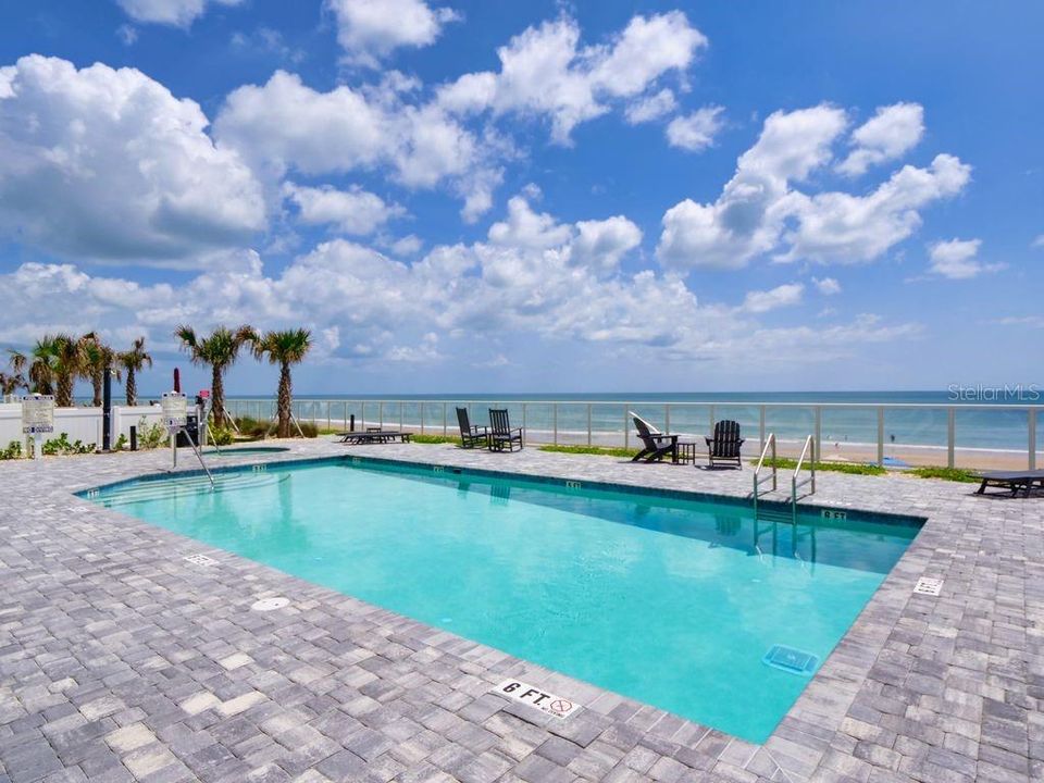 For Sale: $635,000 (3 beds, 3 baths, 2140 Square Feet)