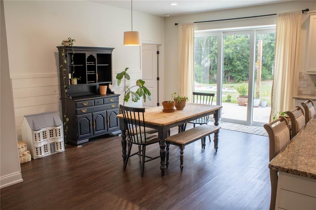 En Venta: $739,900 (3 camas, 2 baños, 3118 Pies cuadrados)