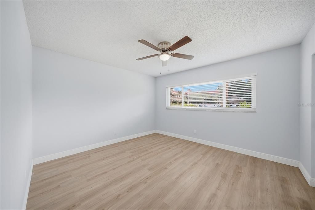 En Venta: $249,990 (2 camas, 2 baños, 1400 Pies cuadrados)