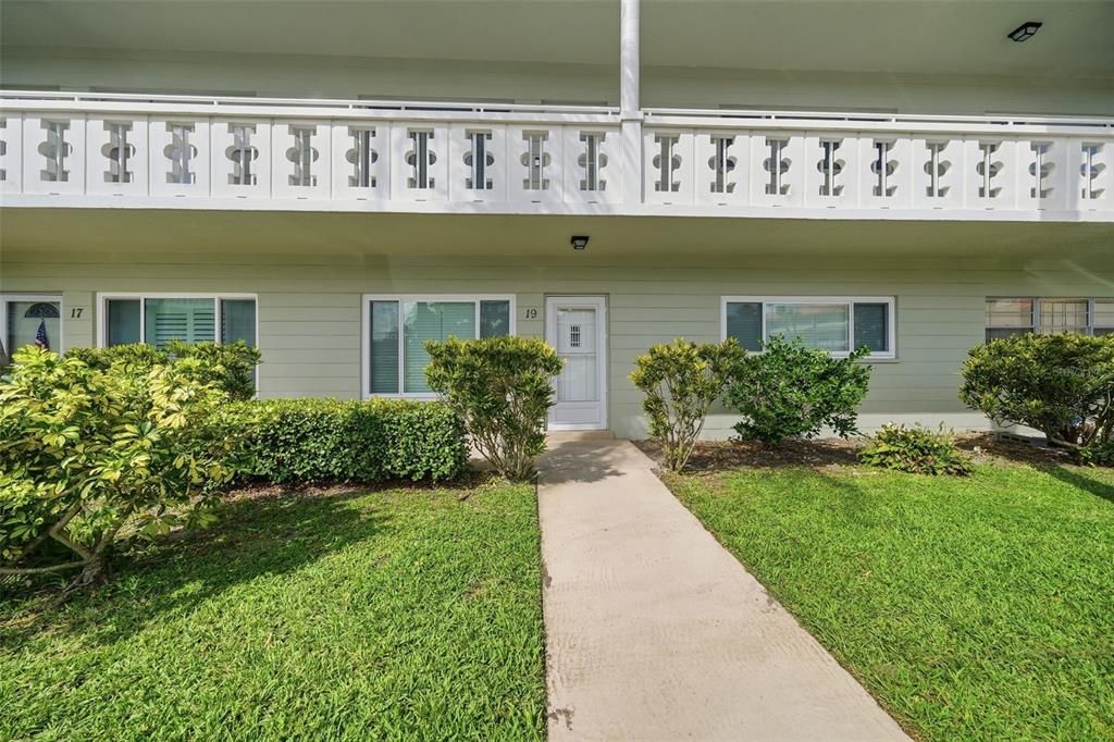 En Venta: $249,990 (2 camas, 2 baños, 1400 Pies cuadrados)