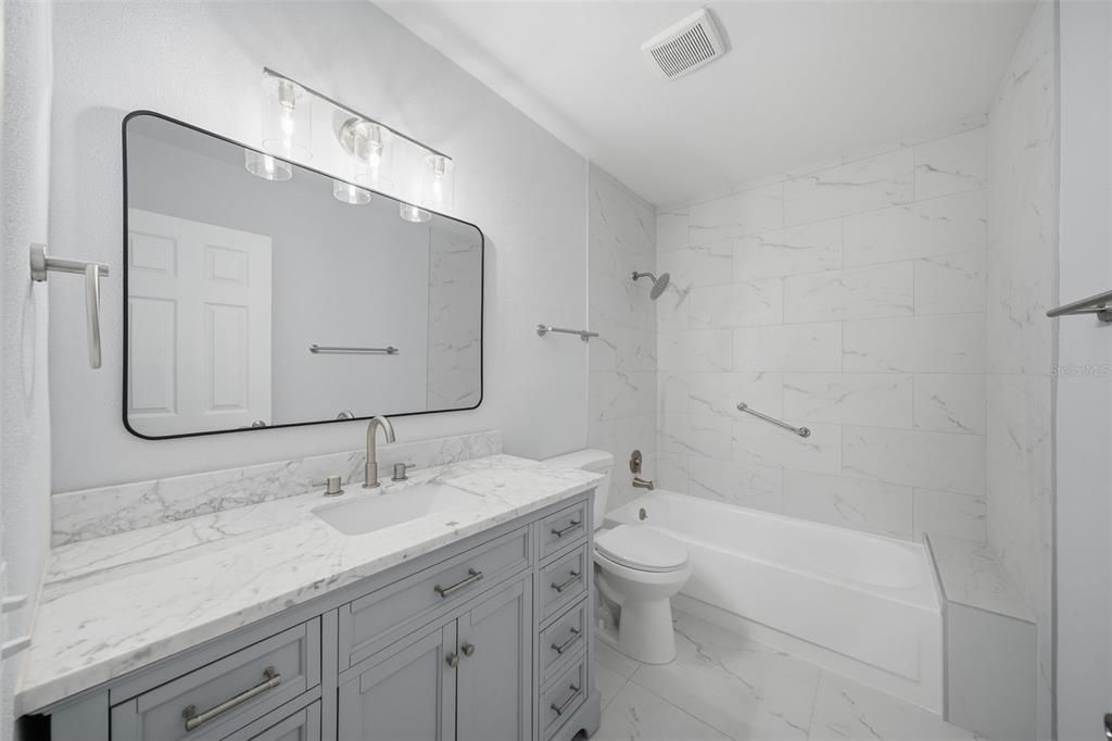En Venta: $249,990 (2 camas, 2 baños, 1400 Pies cuadrados)