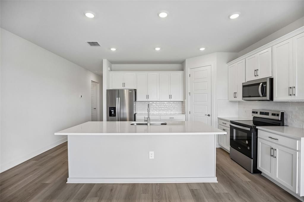 For Sale: $373,090 (4 beds, 2 baths, 1908 Square Feet)
