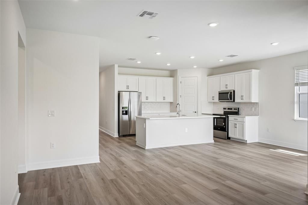 For Sale: $373,090 (4 beds, 2 baths, 1908 Square Feet)