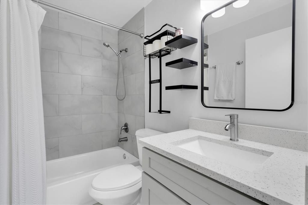 For Sale: $449,900 (3 beds, 2 baths, 1423 Square Feet)