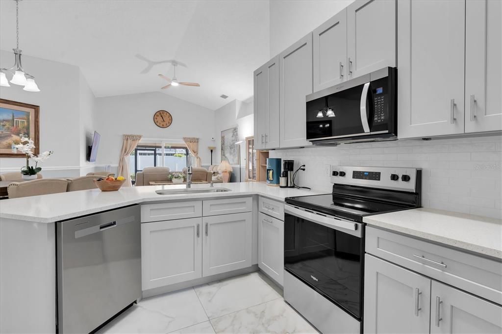 For Sale: $449,900 (3 beds, 2 baths, 1423 Square Feet)