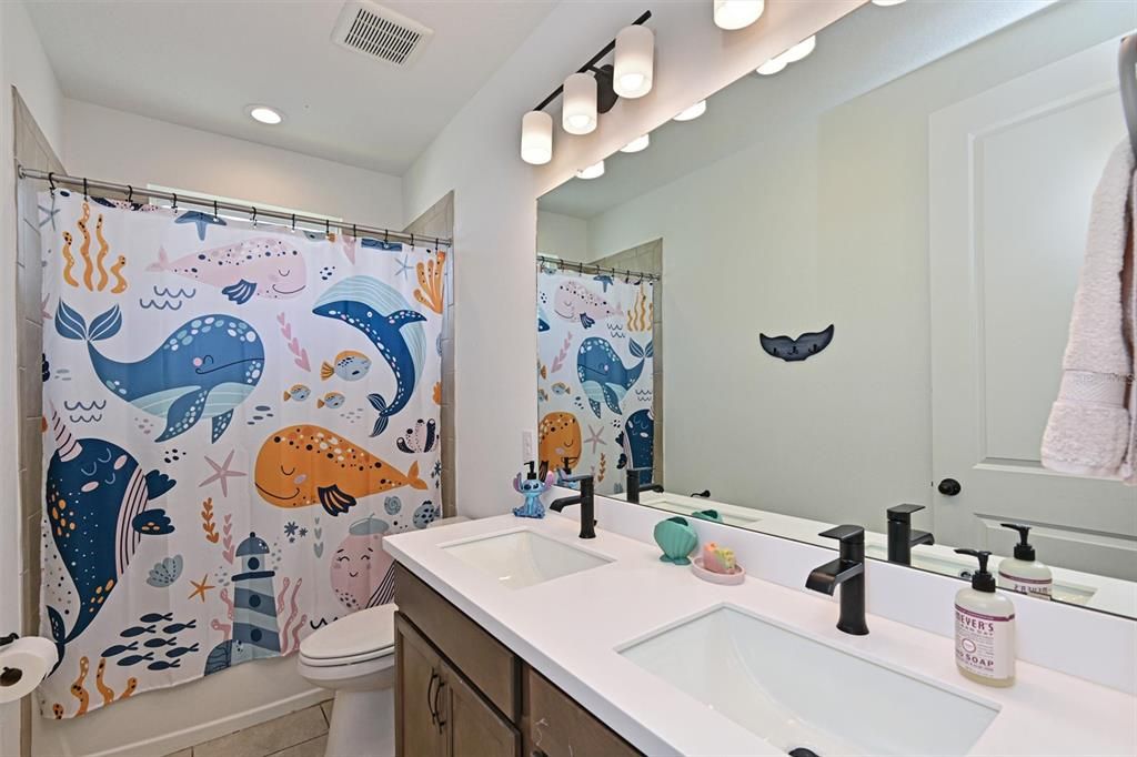 For Sale: $549,900 (4 beds, 3 baths, 2710 Square Feet)