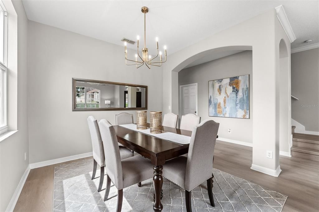 For Sale: $550,000 (5 beds, 3 baths, 2794 Square Feet)