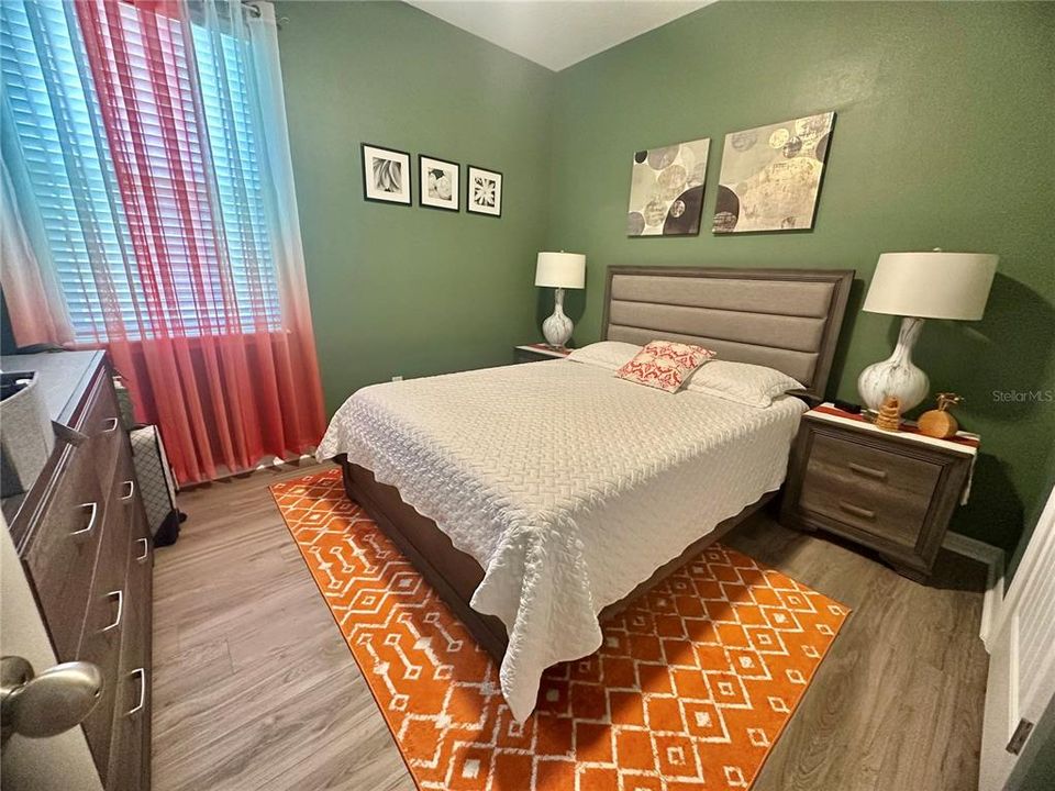 For Sale: $410,000 (3 beds, 2 baths, 1865 Square Feet)