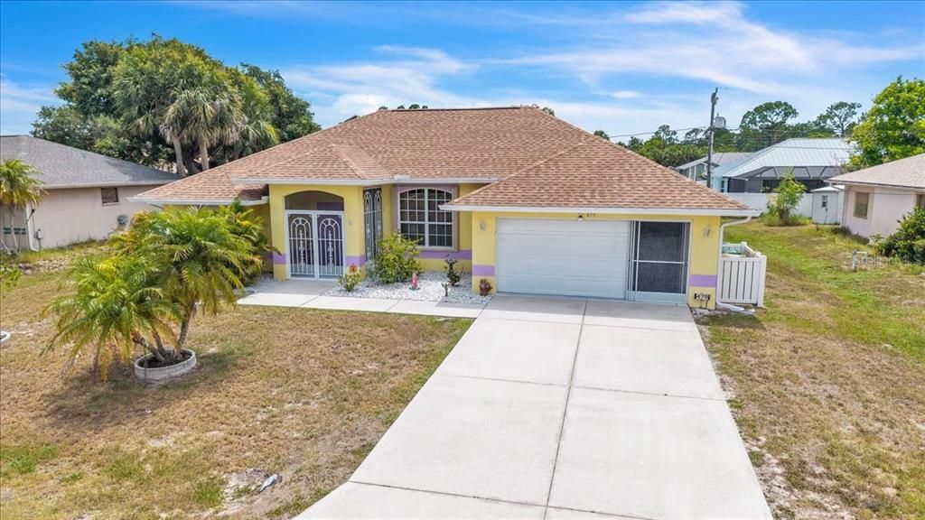 Activo con contrato: $299,000 (3 camas, 2 baños, 1769 Pies cuadrados)