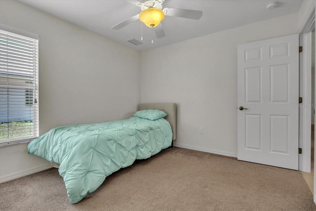 Activo con contrato: $299,000 (3 camas, 2 baños, 1769 Pies cuadrados)