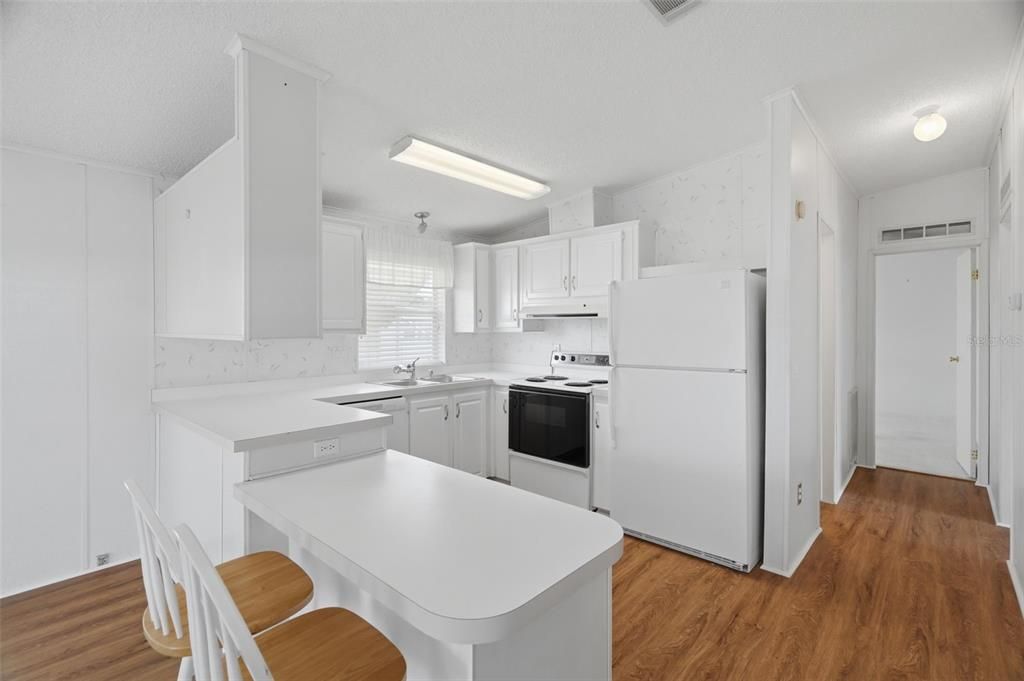 На продажу: $150,000 (2 спален, 2 ванн, 1056 Квадратных фут)