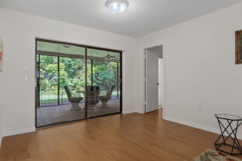 For Sale: $289,500 (2 beds, 2 baths, 1732 Square Feet)