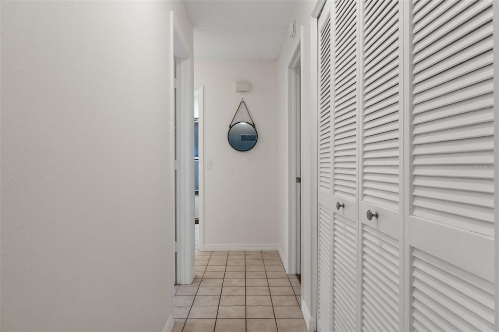 For Sale: $289,500 (2 beds, 2 baths, 1732 Square Feet)