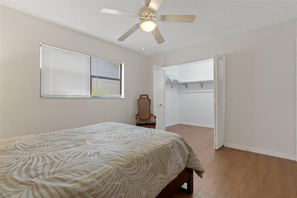 For Sale: $289,500 (2 beds, 2 baths, 1732 Square Feet)