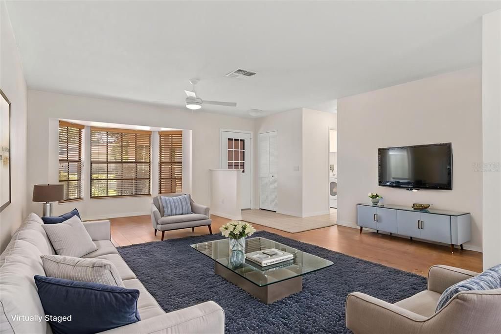 For Sale: $289,500 (2 beds, 2 baths, 1732 Square Feet)