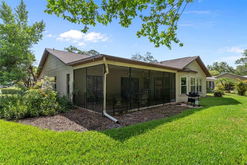 For Sale: $289,500 (2 beds, 2 baths, 1732 Square Feet)