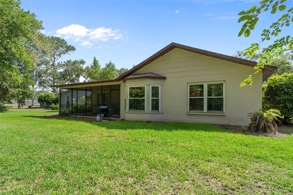 For Sale: $289,500 (2 beds, 2 baths, 1732 Square Feet)