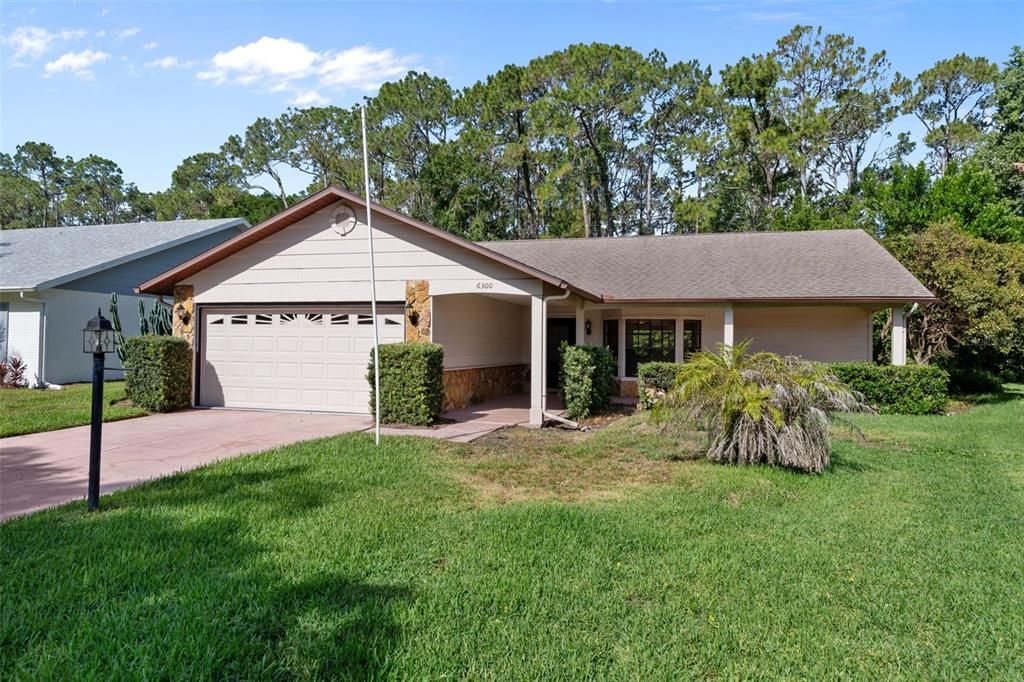 For Sale: $289,500 (2 beds, 2 baths, 1732 Square Feet)