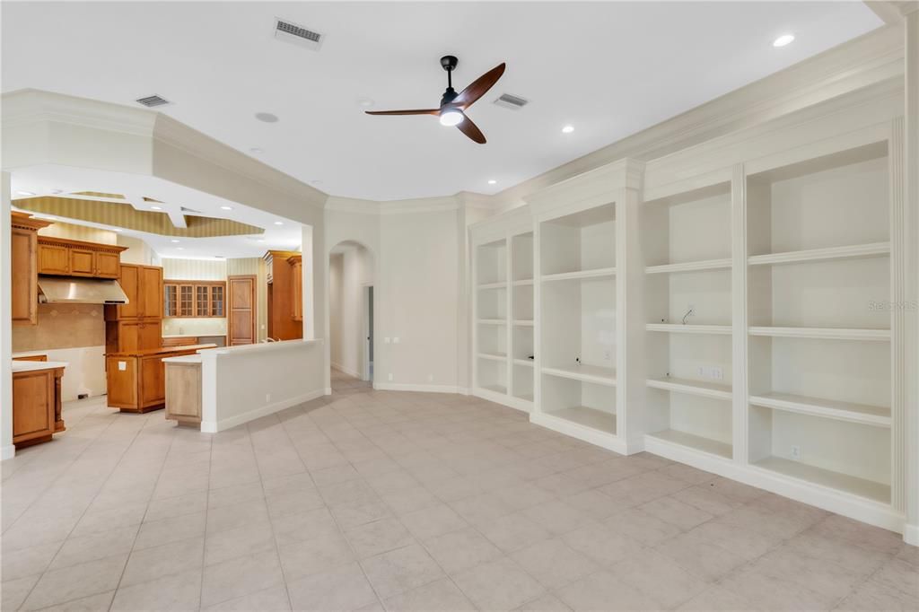 For Sale: $930,000 (3 beds, 4 baths, 3844 Square Feet)