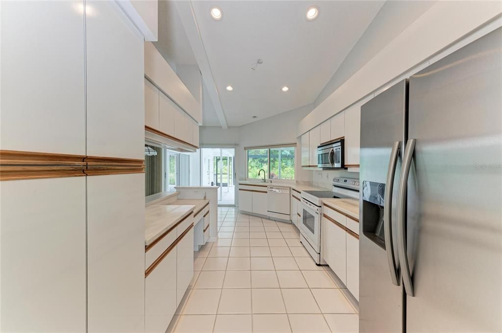 For Sale: $472,000 (3 beds, 2 baths, 2396 Square Feet)
