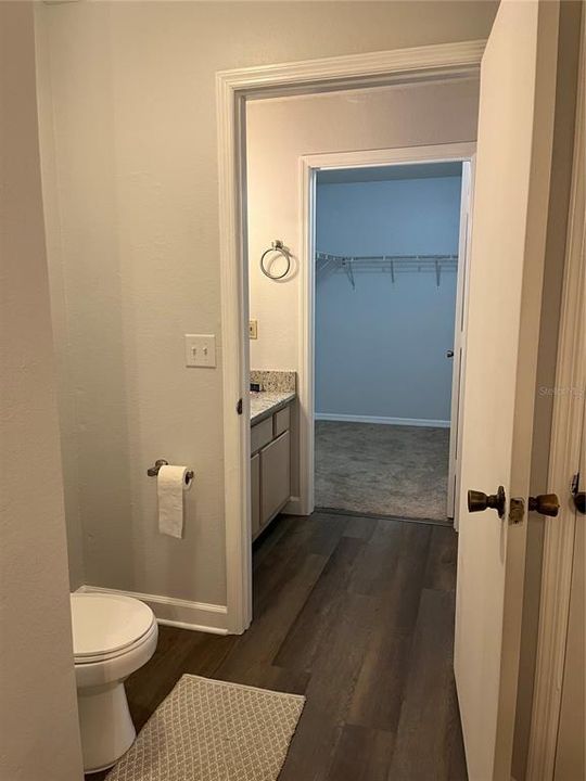 В аренду: $1,750 (2 спален, 1 ванн, 1021 Квадратных фут)