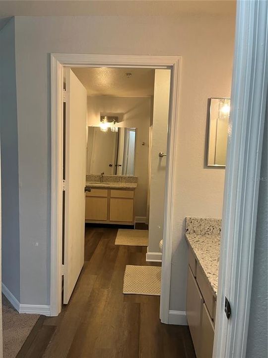 В аренду: $1,750 (2 спален, 1 ванн, 1021 Квадратных фут)