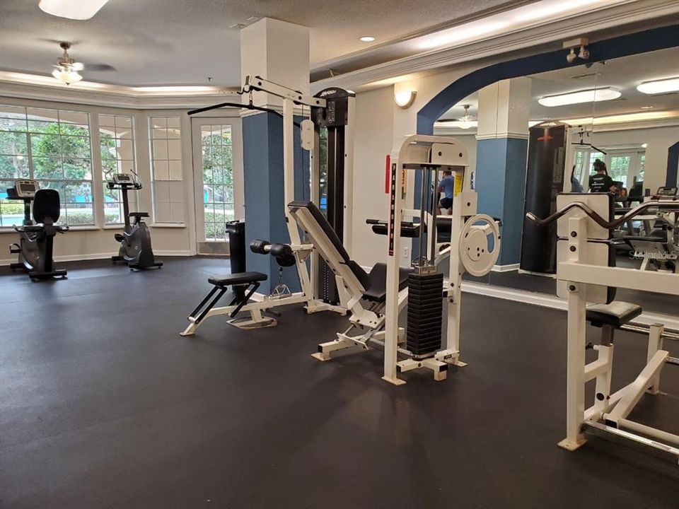 В аренду: $1,750 (2 спален, 1 ванн, 1021 Квадратных фут)