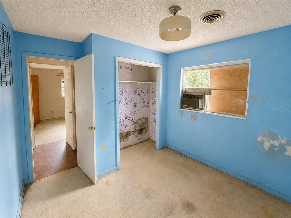 For Sale: $115,000 (3 beds, 1 baths, 1152 Square Feet)