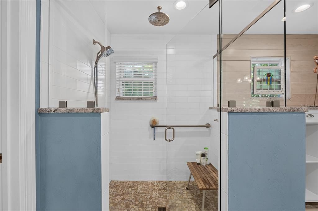 En Venta: $408,000 (3 camas, 2 baños, 2148 Pies cuadrados)
